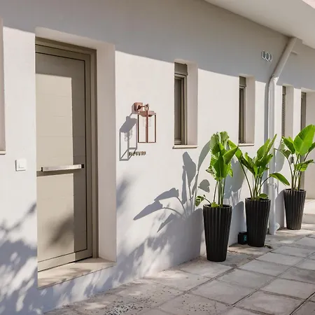 Novem - Averof 98 Living Apartment *